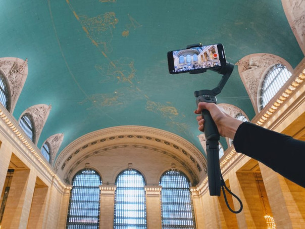 The Best Gimbals for iPhone and Android in 2021